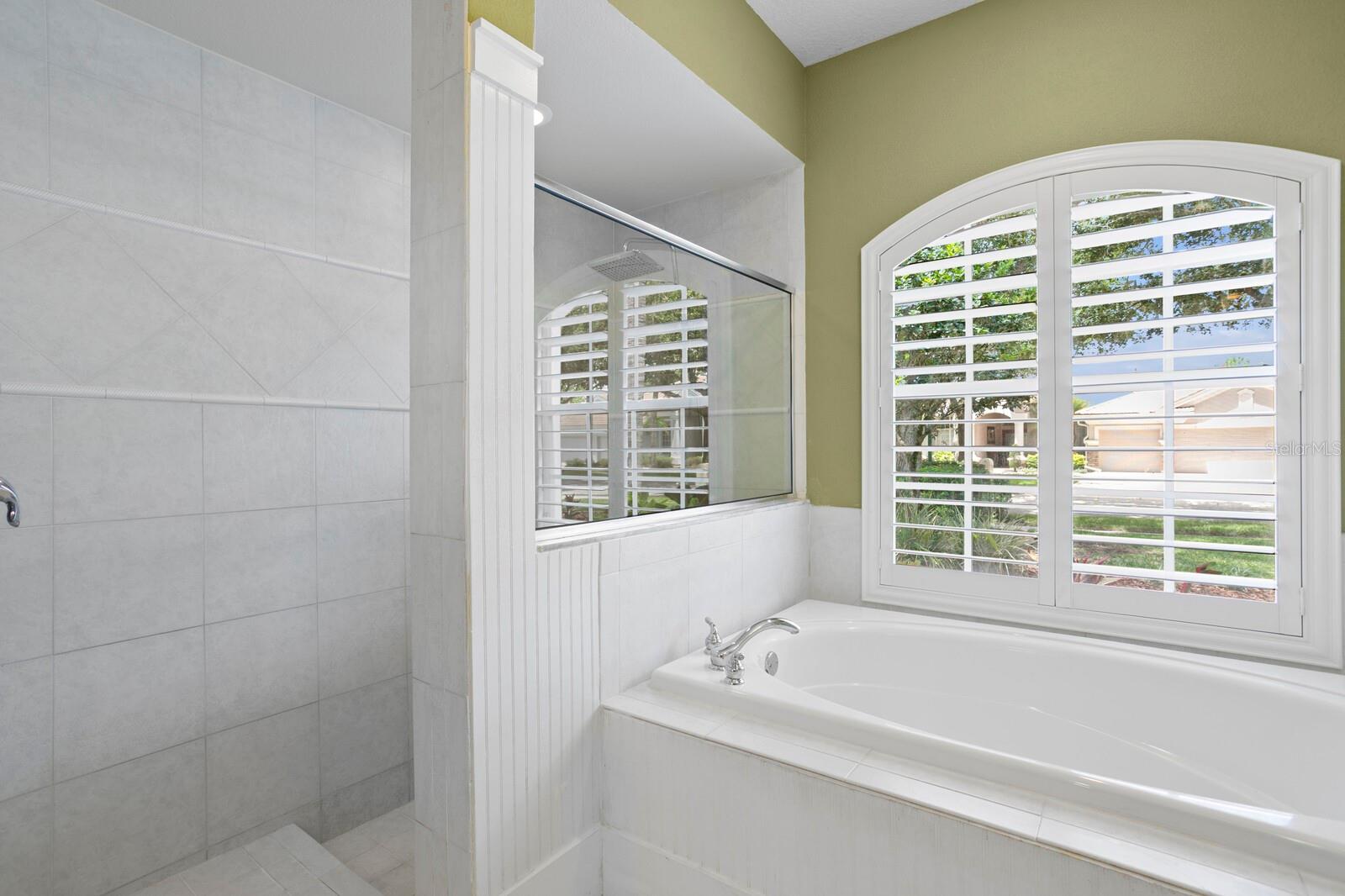 Image 39 of 76 For 17818 Arbor Greene Drive