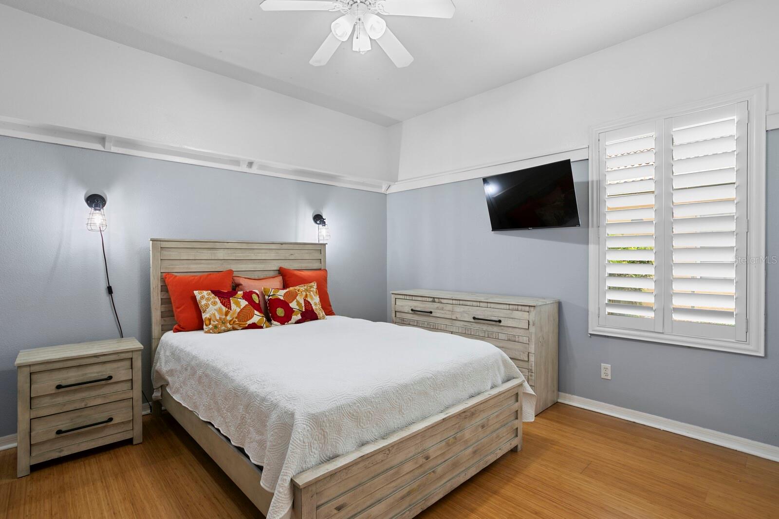Image 42 of 76 For 17818 Arbor Greene Drive
