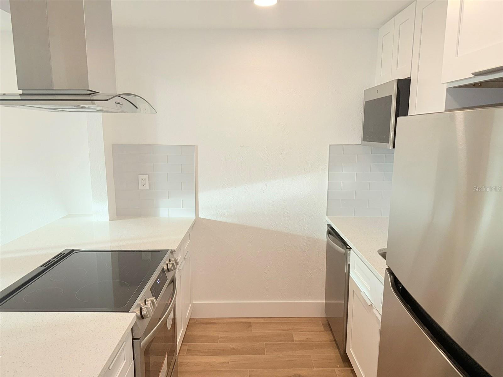 Image 21 of 66 For 3715 42nd Way S 61b