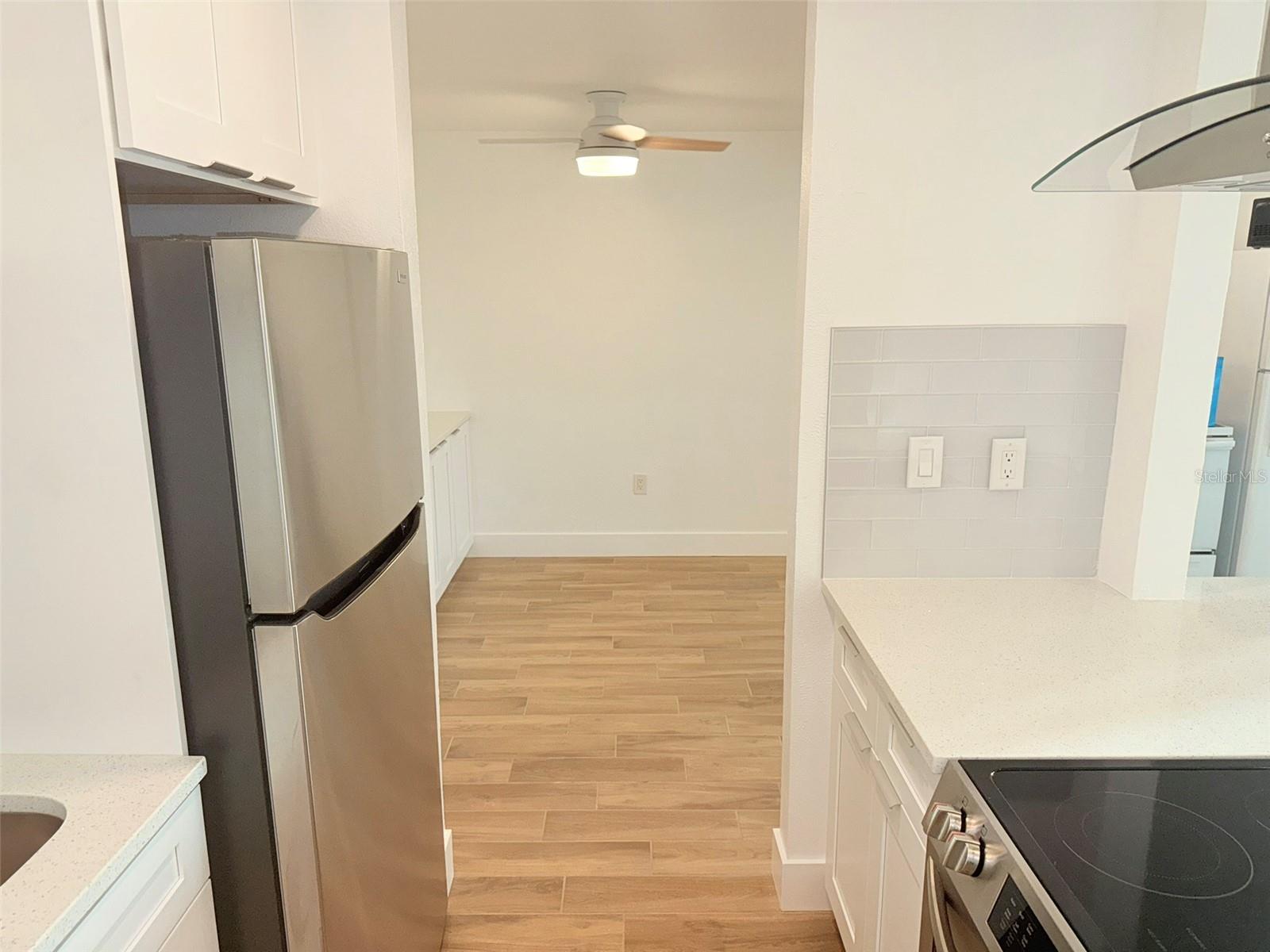Image 25 of 66 For 3715 42nd Way S 61b