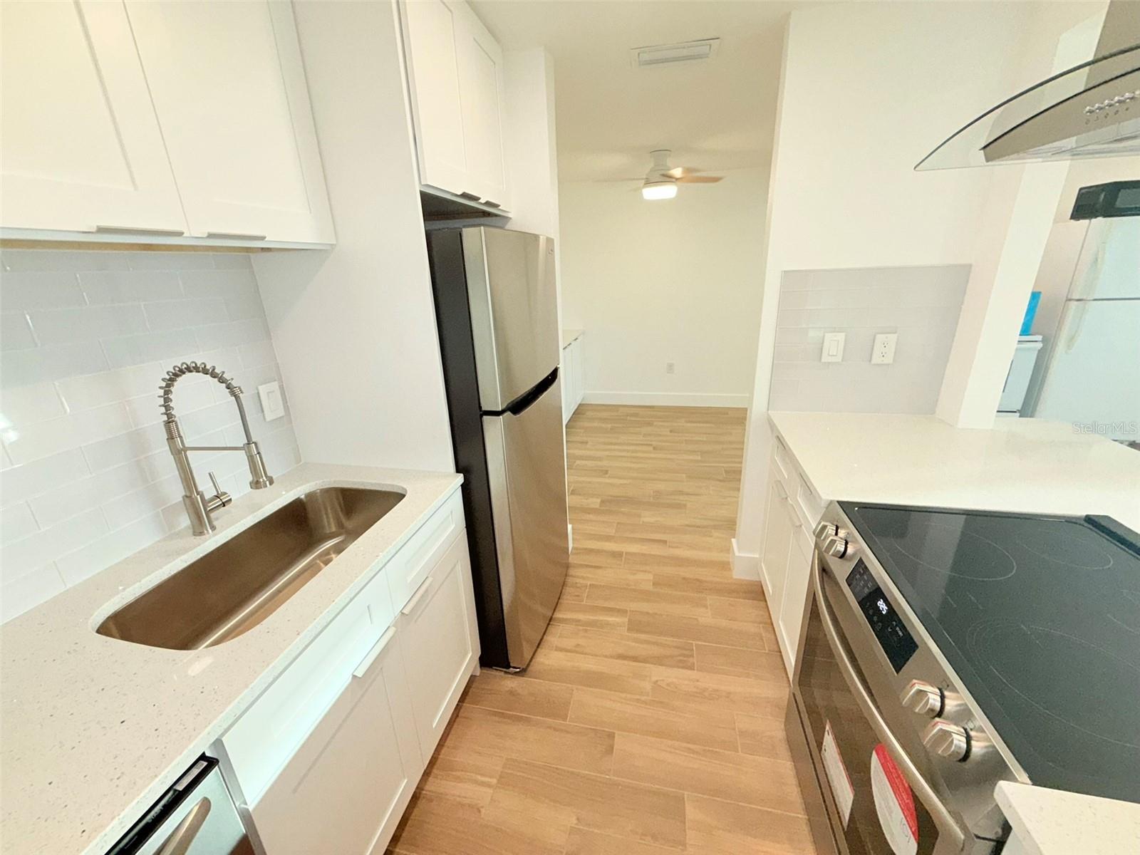 Image 26 of 66 For 3715 42nd Way S 61b
