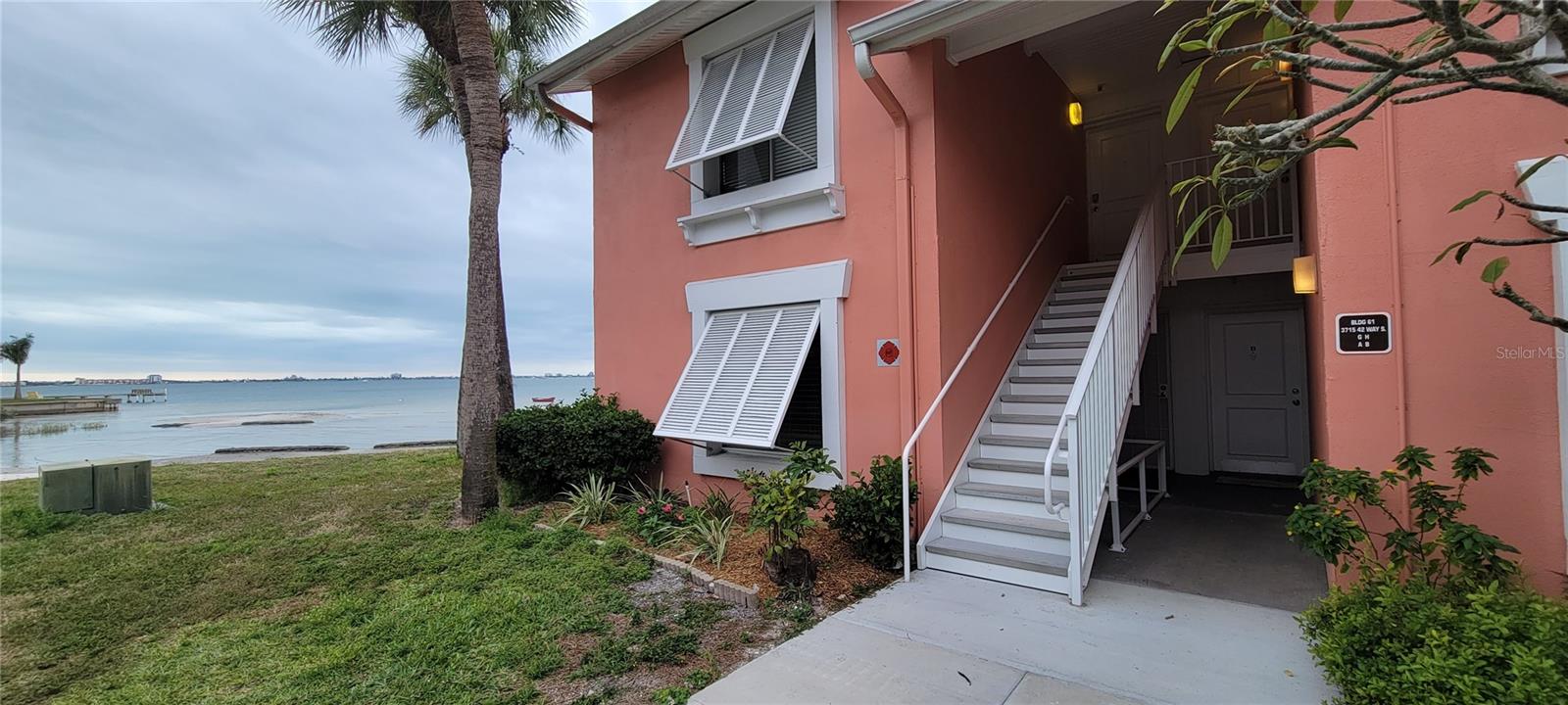 Image 46 of 66 For 3715 42nd Way S 61b