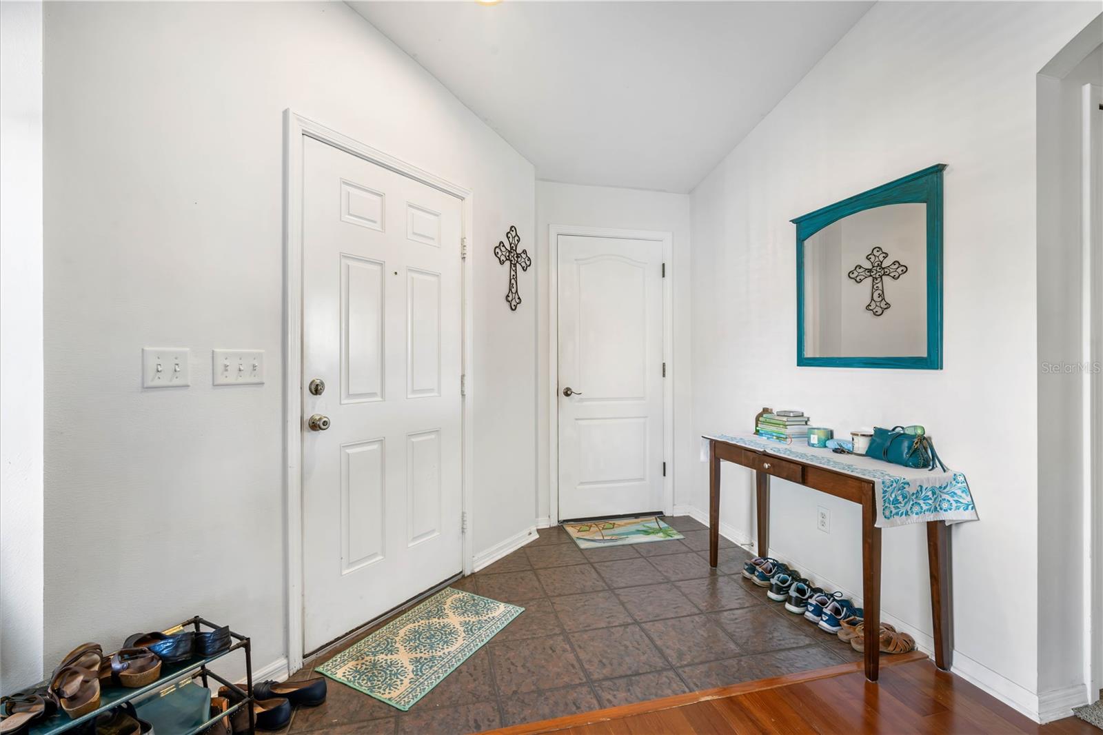 Image 15 of 20 For 8060 Canterbury Lake Boulevard