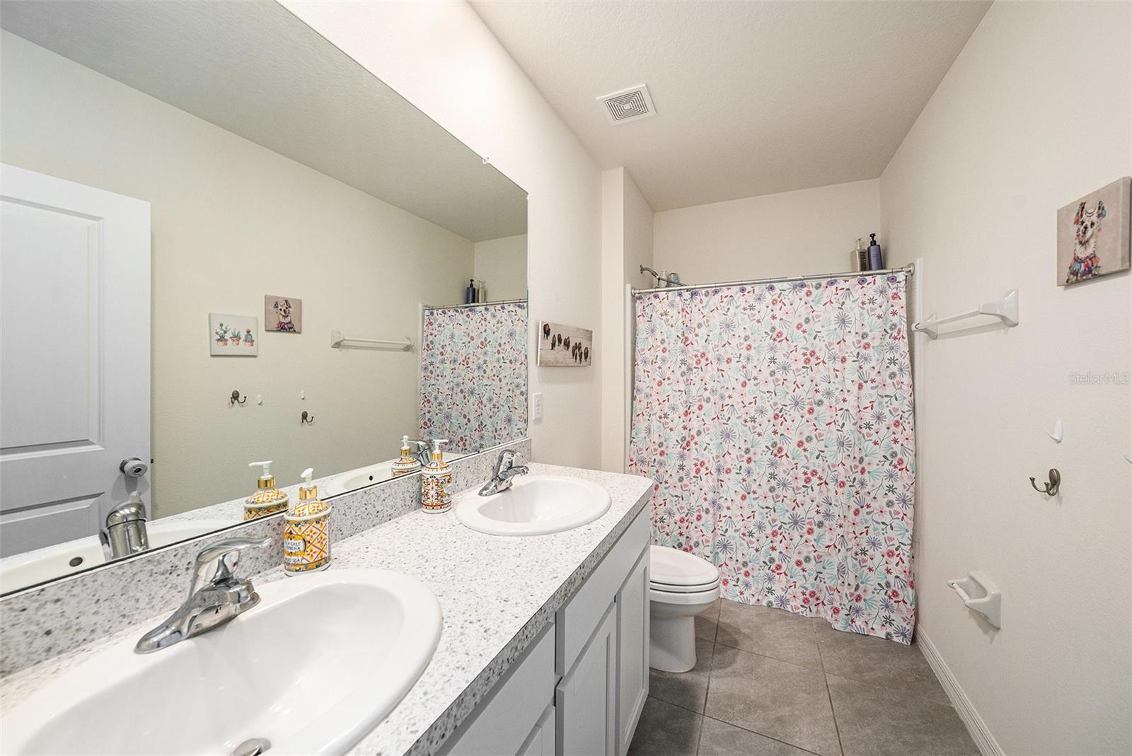 Image 17 of 25 For 3528 Maple Grove Way