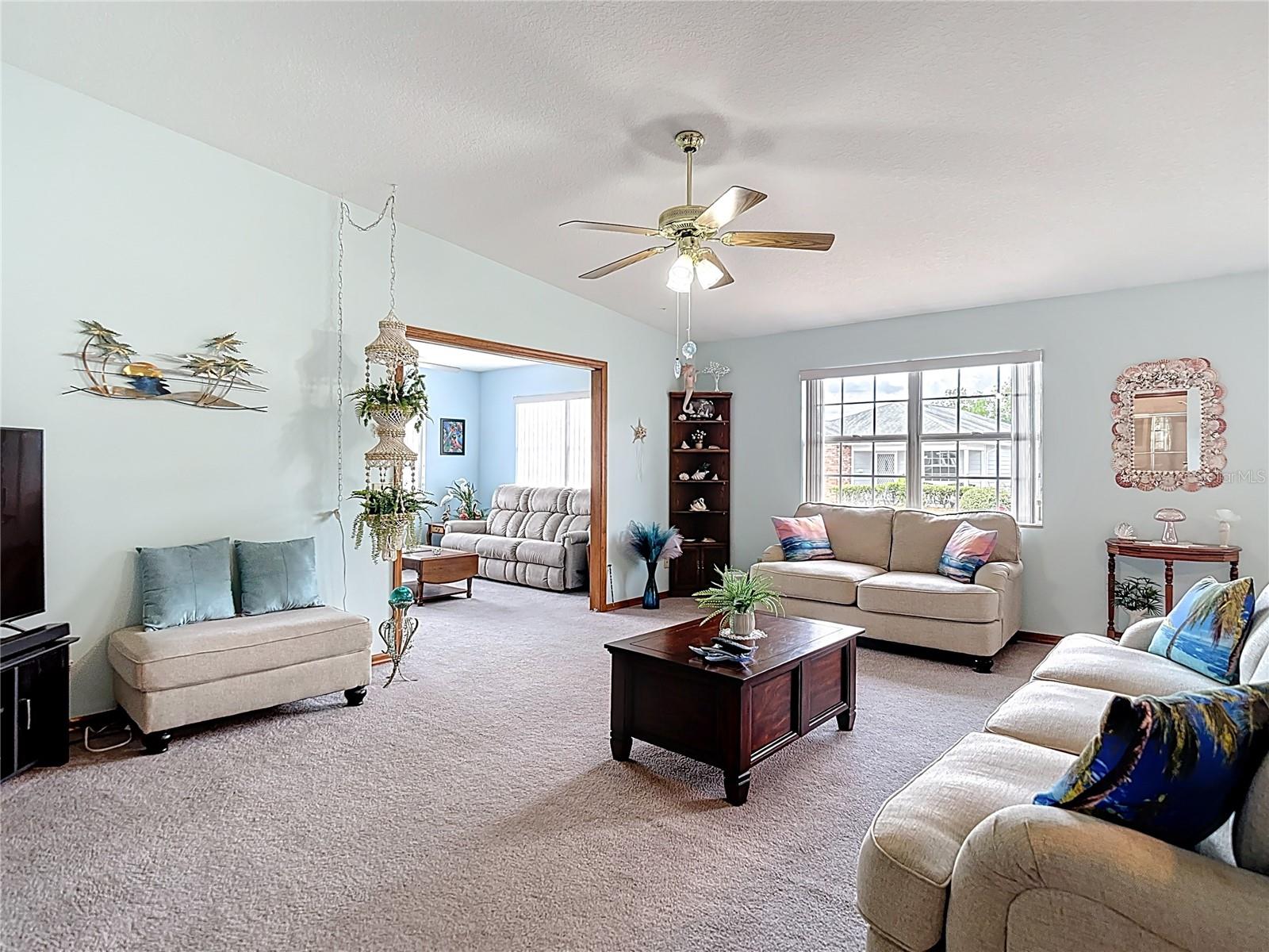 Image 21 of 72 For 5755 Yorkshire Drive