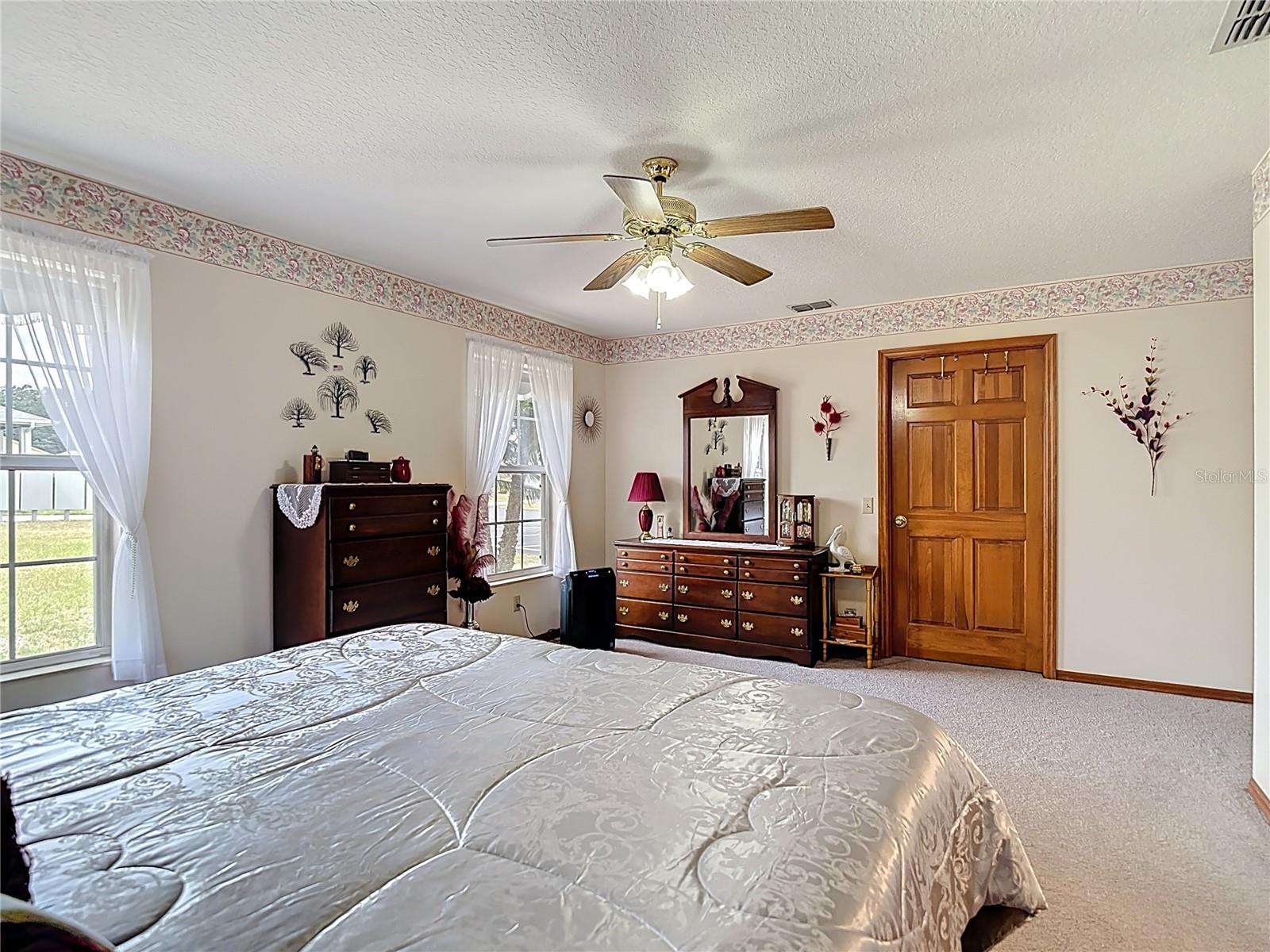 Image 31 of 72 For 5755 Yorkshire Drive