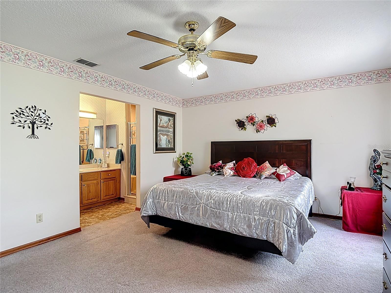 Image 32 of 72 For 5755 Yorkshire Drive