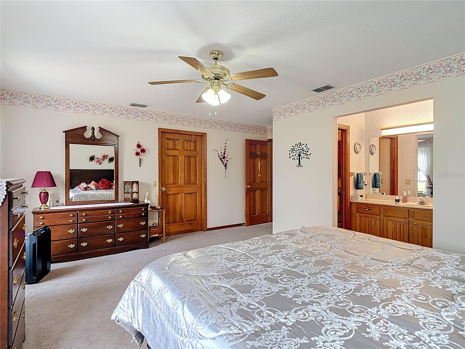 Image 33 of 72 For 5755 Yorkshire Drive
