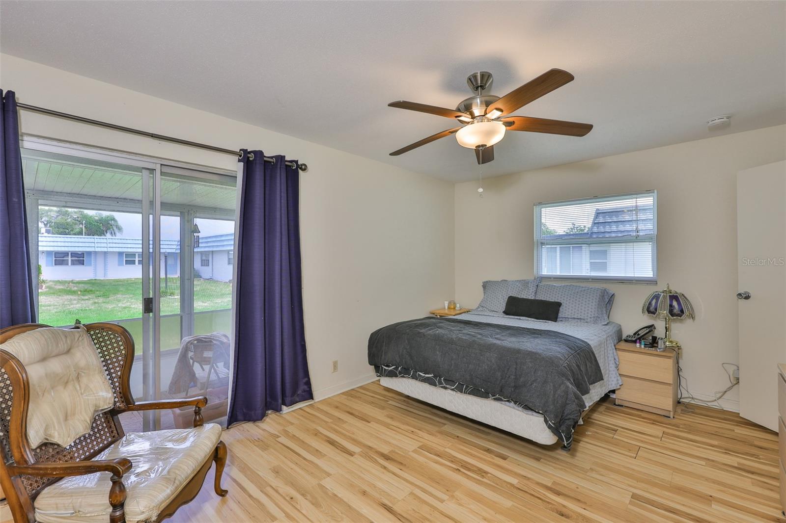 Image 16 of 55 For 301 Kings Boulevard 130