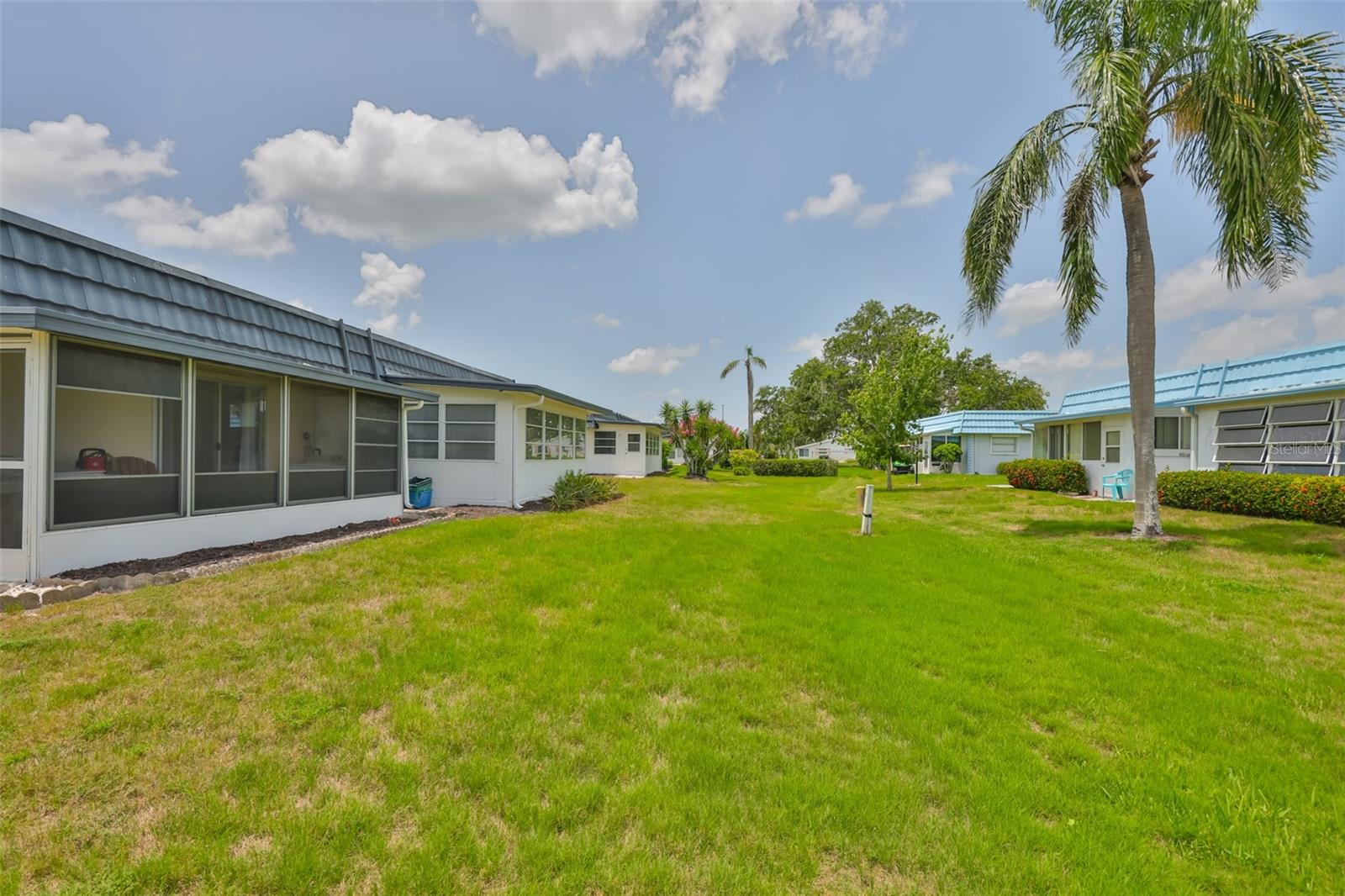 Image 21 of 55 For 301 Kings Boulevard 130