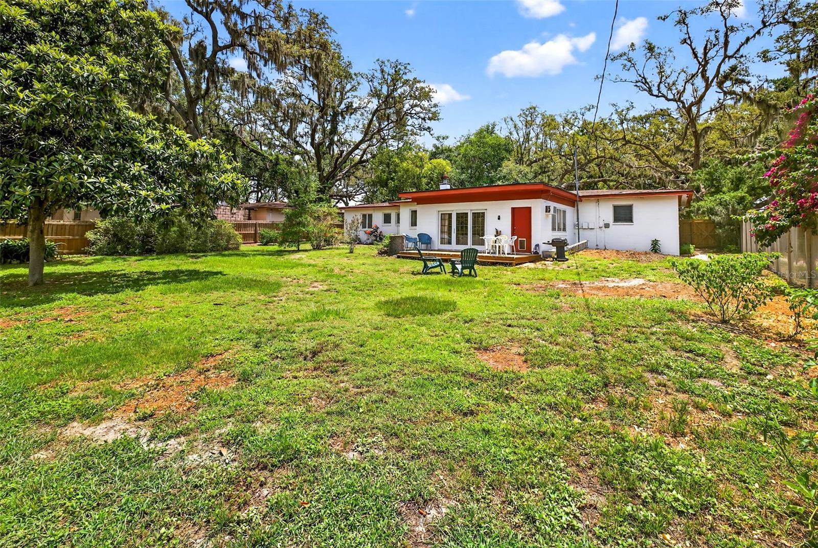 Image 42 of 49 For 327 Sunnyside Road