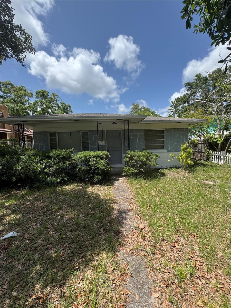 Image 2 of 27 For 467 34th Avenue N