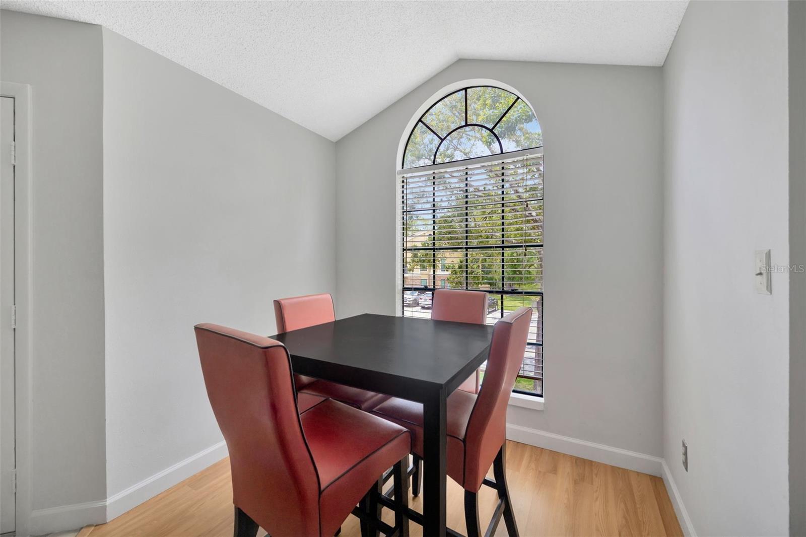 Image 5 of 26 For 8647 Mallard Reserve Drive 205