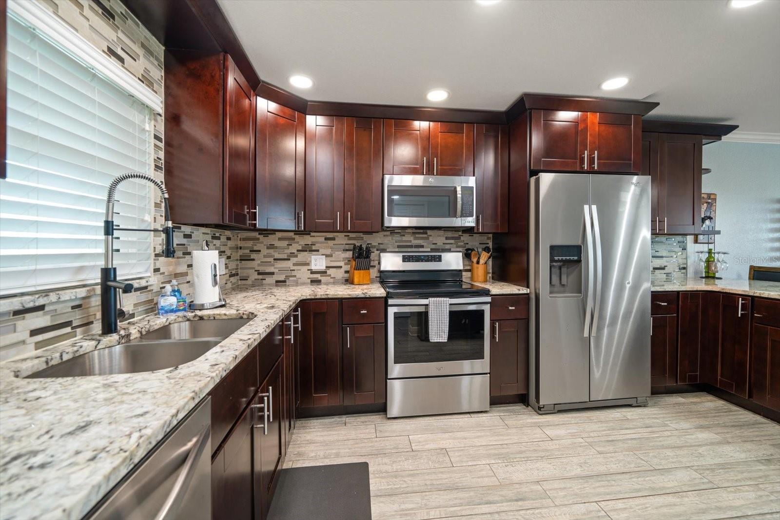 Image 18 of 53 For 1230 Gulf Boulevard 304