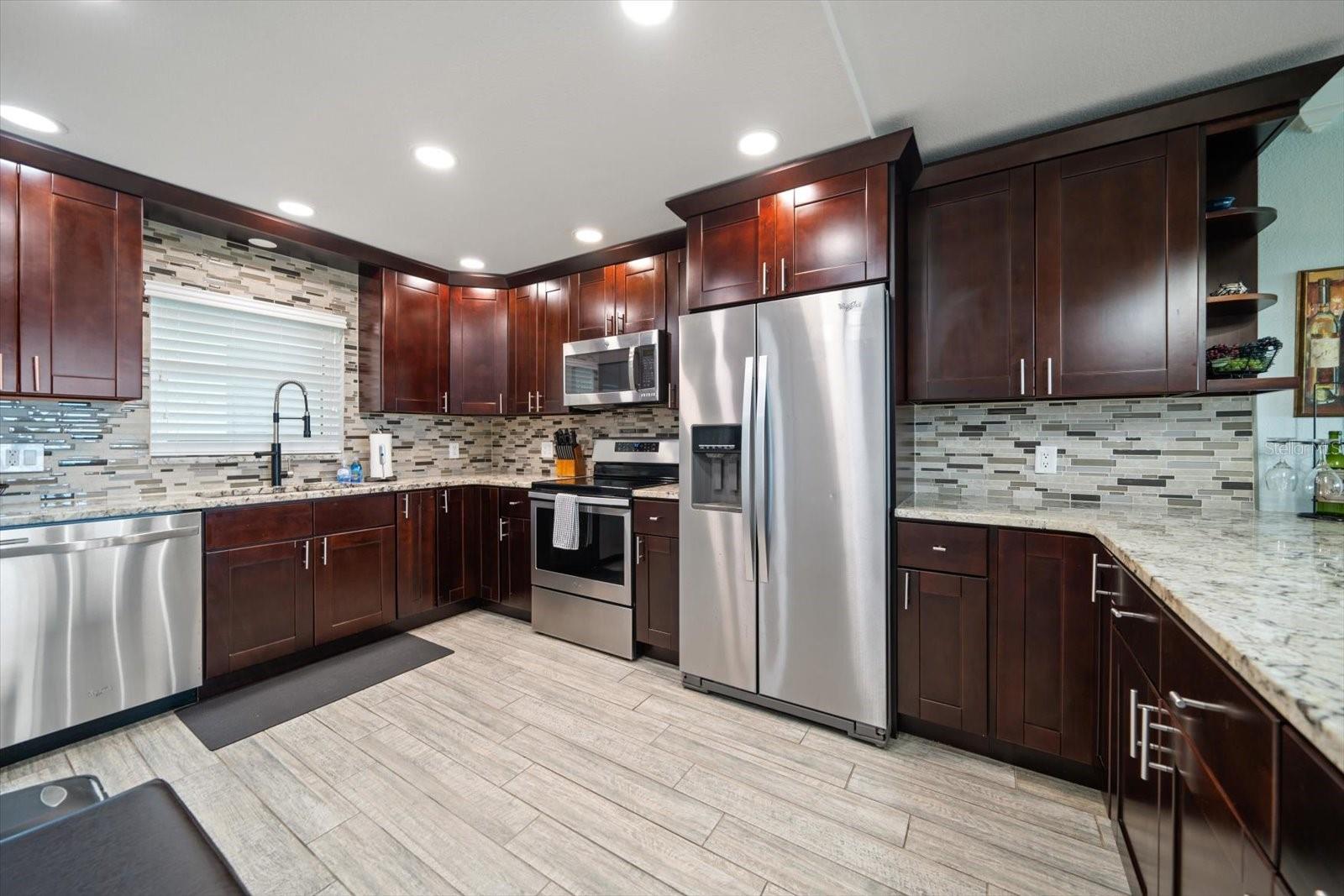 Image 5 of 53 For 1230 Gulf Boulevard 304