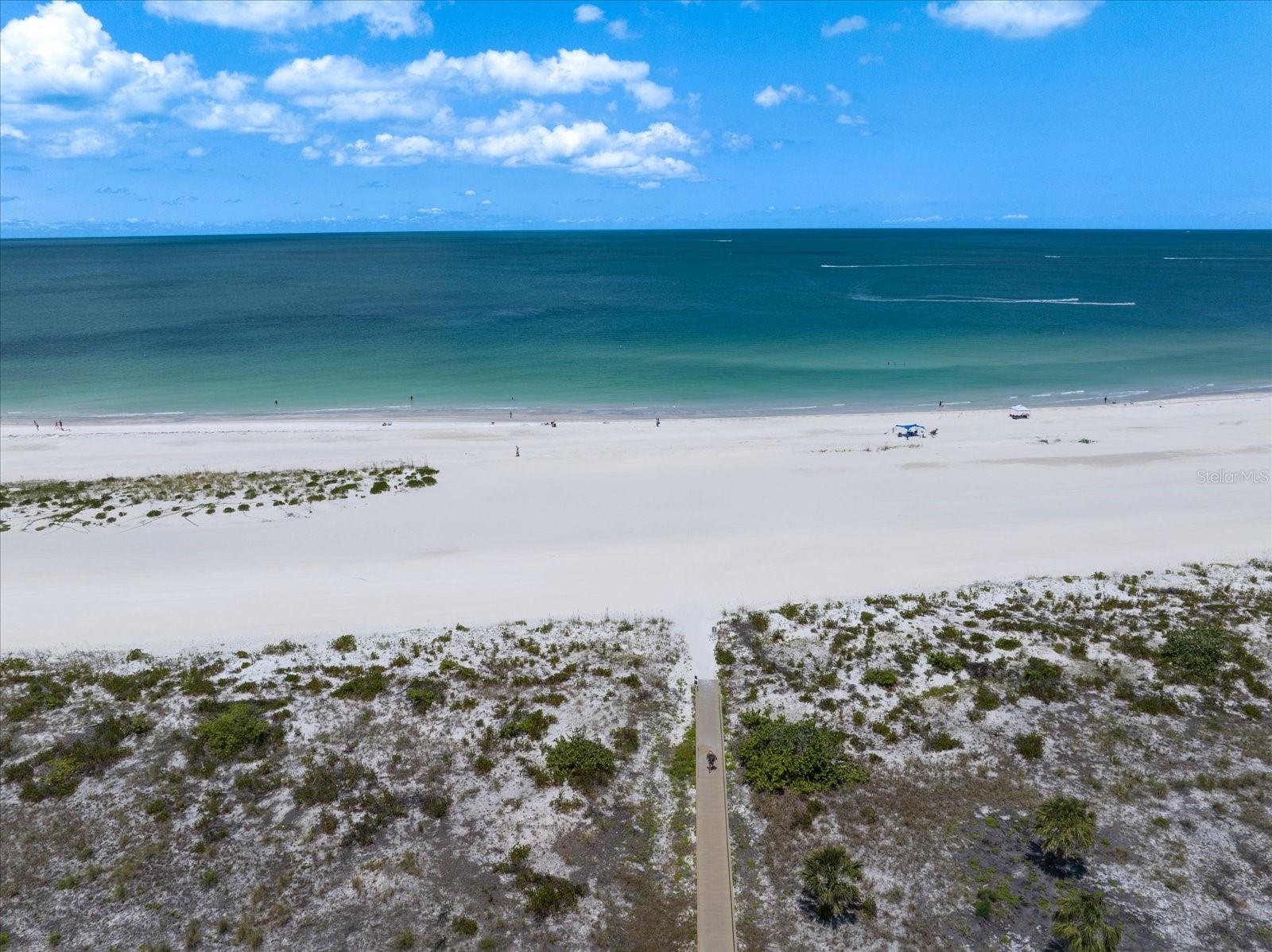 Image 52 of 53 For 1230 Gulf Boulevard 304
