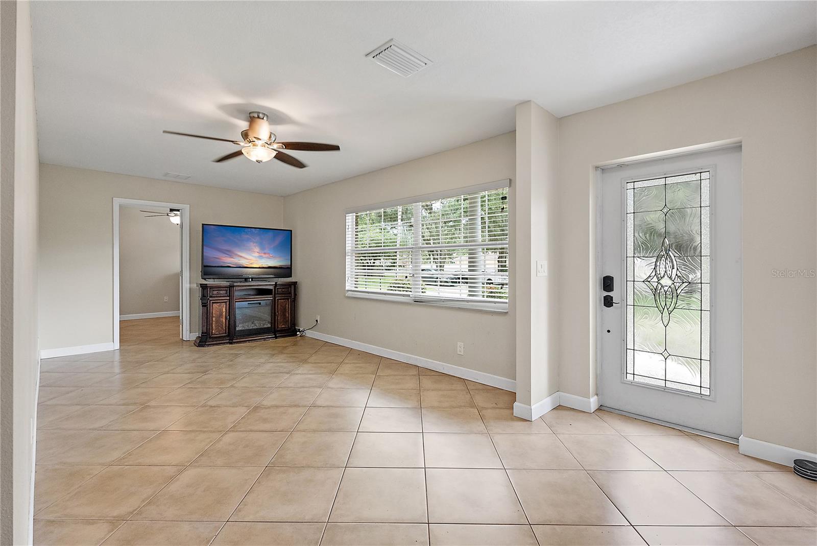 Image 12 of 31 For 11029 Clay Pit Road