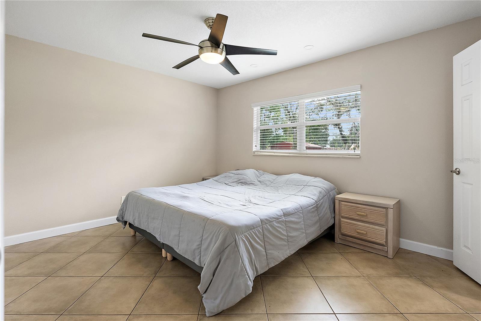 Image 14 of 31 For 11029 Clay Pit Road