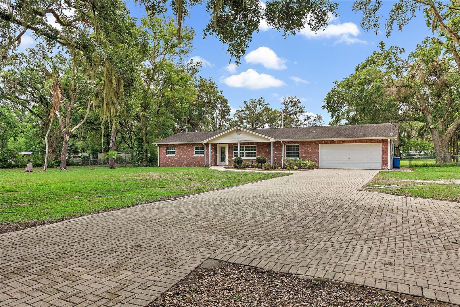 Image 2 of 31 For 11029 Clay Pit Road