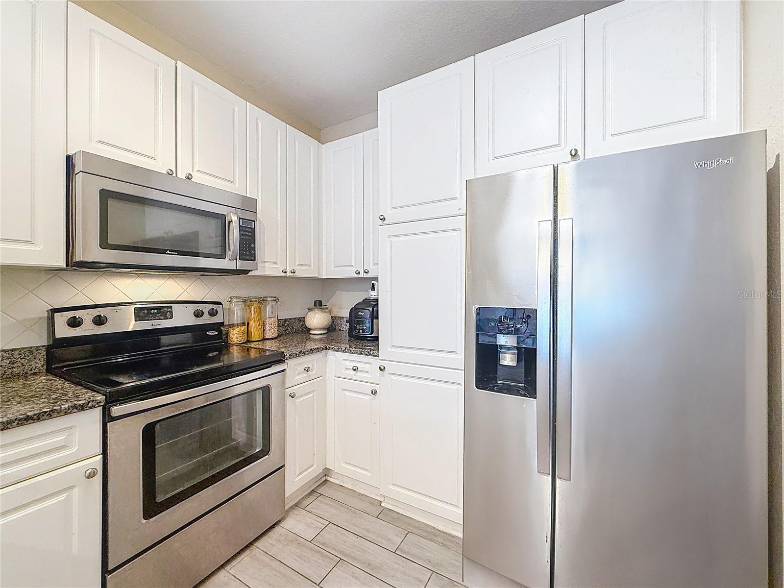 Image 14 of 37 For 4221 Spruce Street 2218