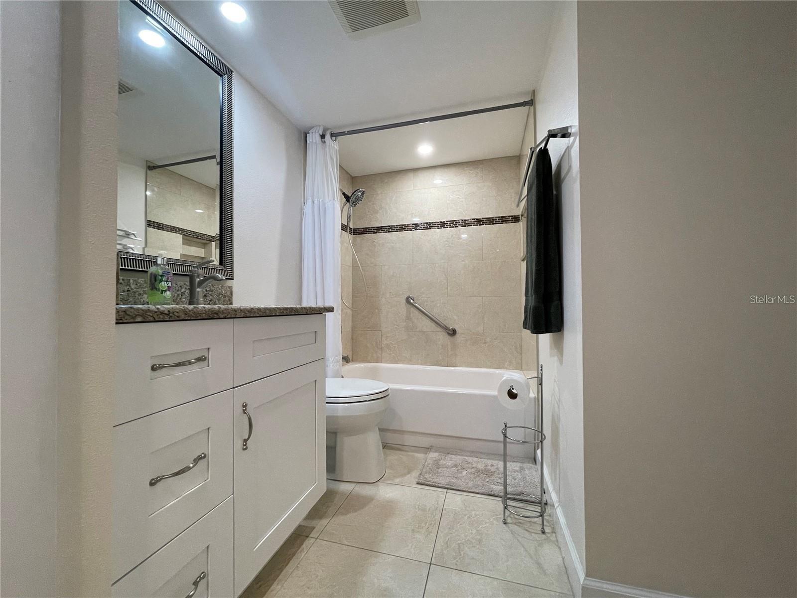 Image 14 of 43 For 7150 Sunset Way 203