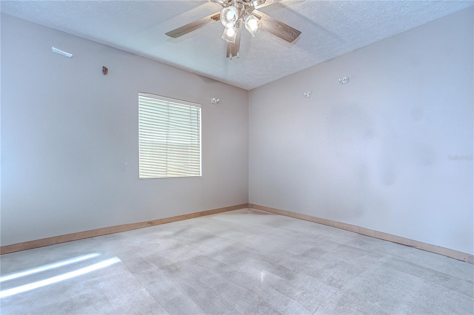 Image 21 of 39 For 4211 Elba Place