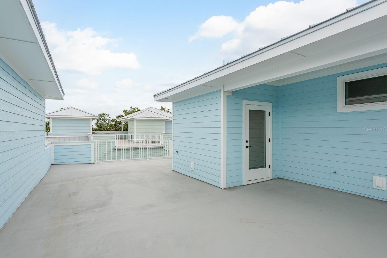 Image 37 of 44 For 1413 Bayshore Boulevard 11