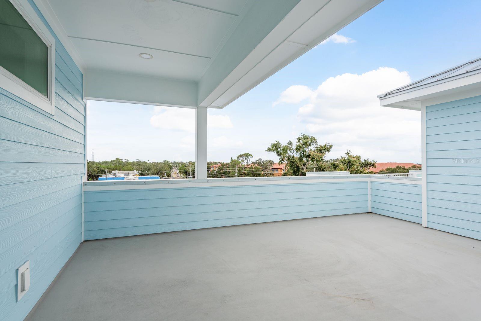Image 38 of 44 For 1413 Bayshore Boulevard 11
