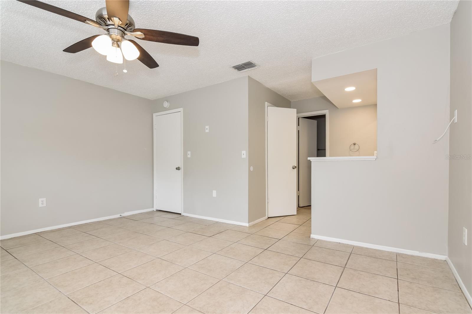 Image 4 of 16 For 248 Lake Thomas Drive