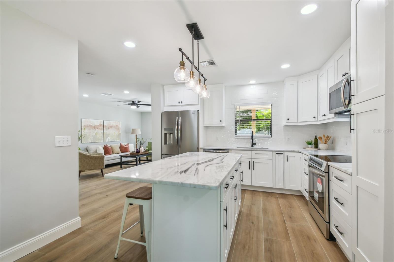 Image 15 of 42 For 4522 Hale Avenue