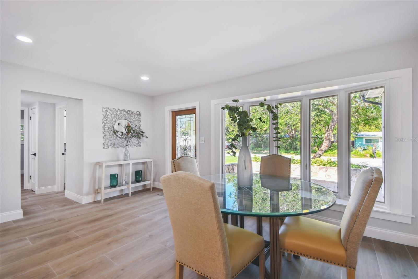 Image 17 of 42 For 4522 Hale Avenue
