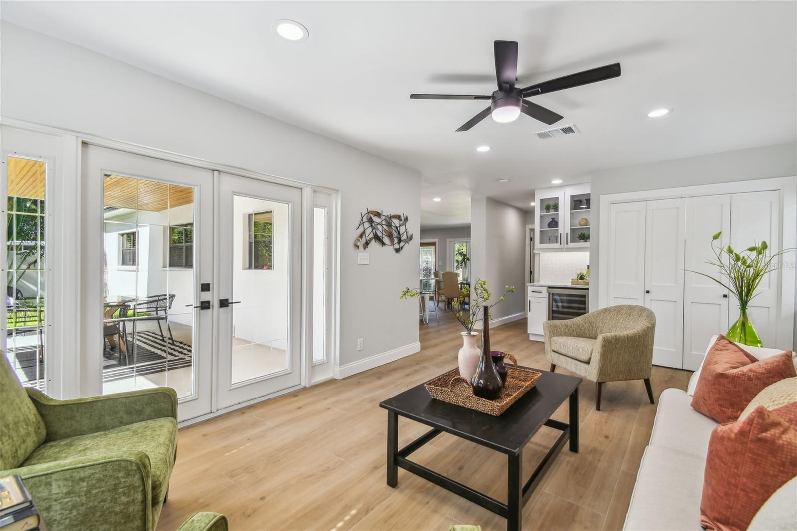 Image 20 of 42 For 4522 Hale Avenue
