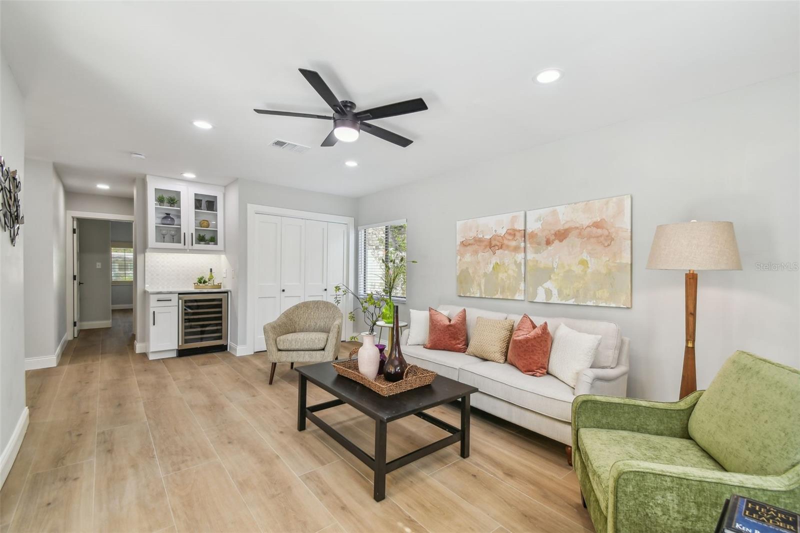 Image 21 of 42 For 4522 Hale Avenue