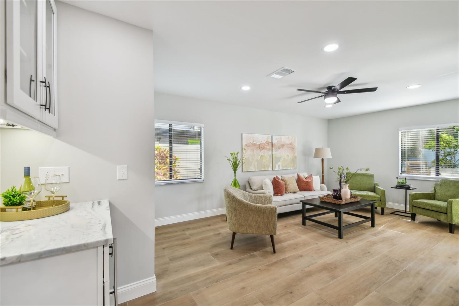 Image 22 of 42 For 4522 Hale Avenue