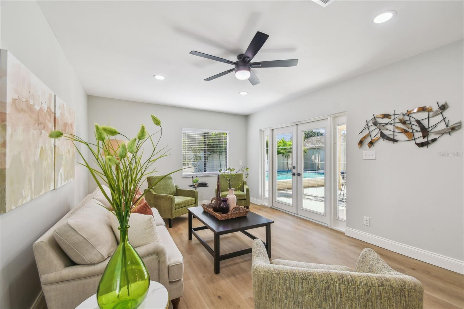 Image 23 of 42 For 4522 Hale Avenue