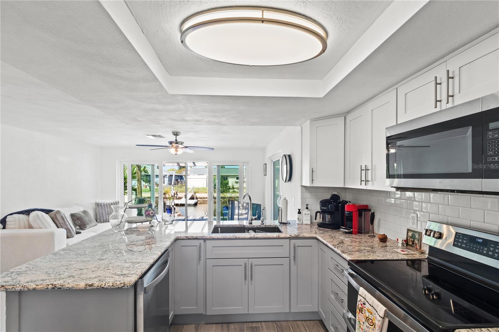 Image 12 of 39 For 9917 San Sierra Way