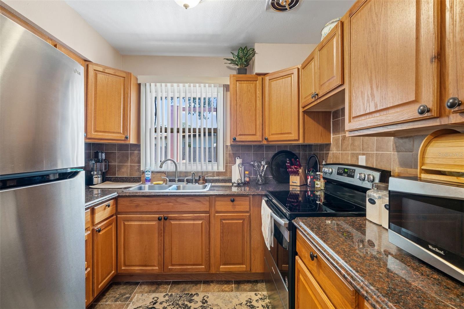 Image 9 of 21 For 7676 18th St N