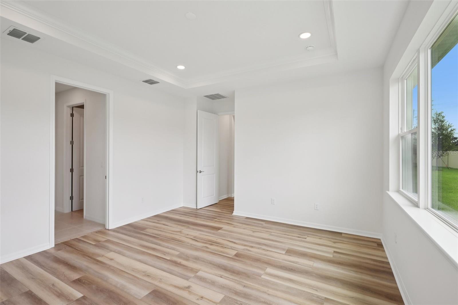 Listing photo id 24 for 3712 Rocky Island Road