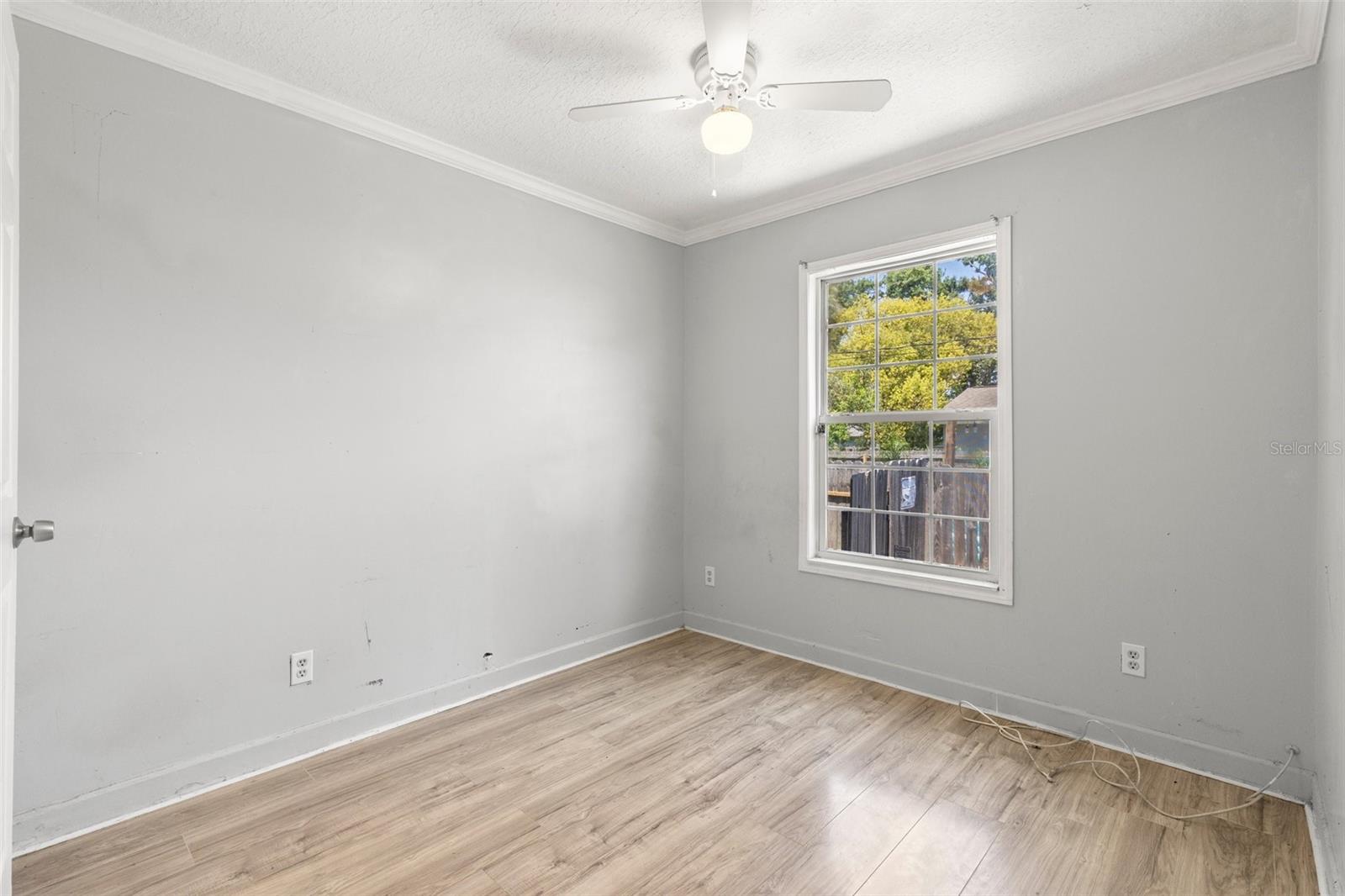Image 12 of 15 For 3953 10th Avenue S