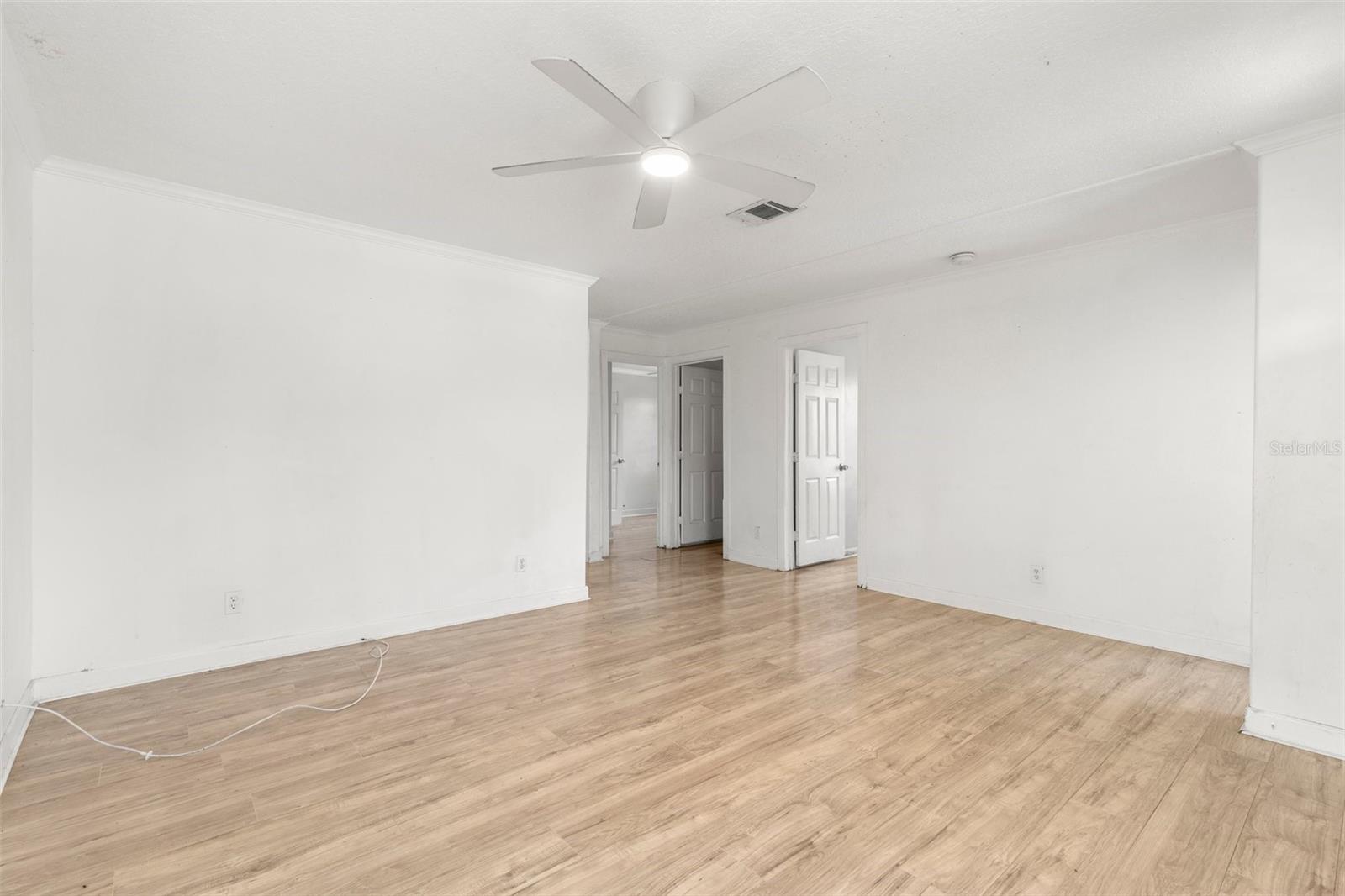 Image 3 of 15 For 3953 10th Avenue S