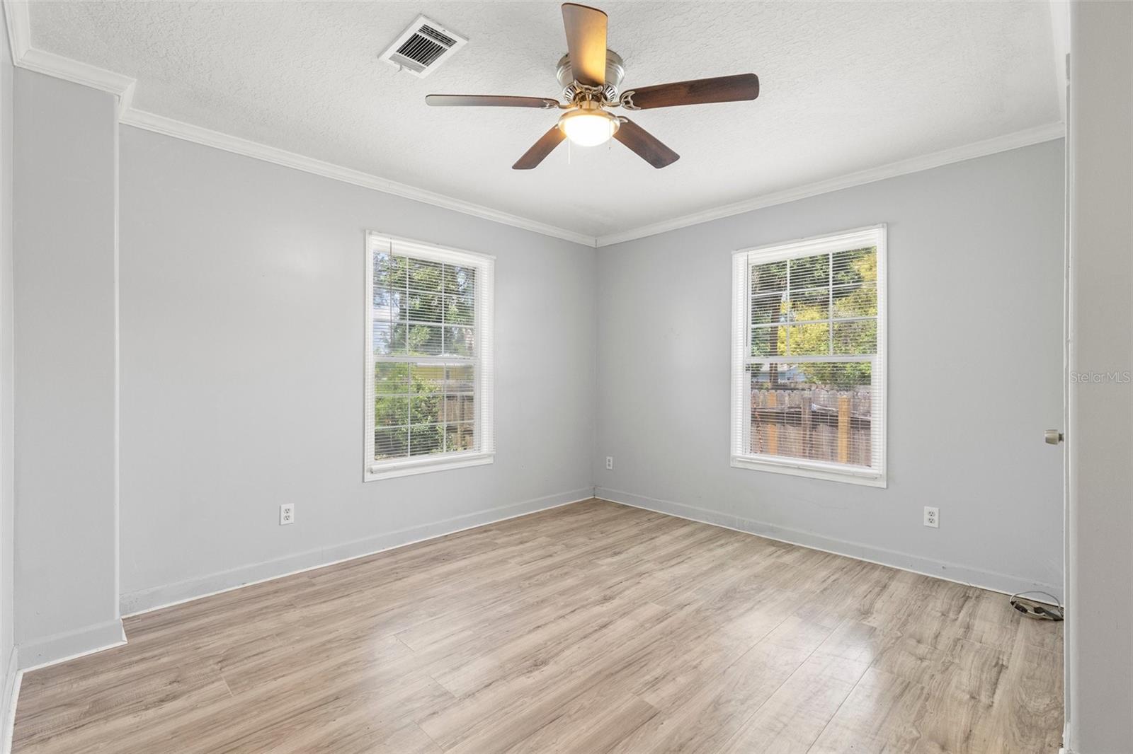 Image 9 of 15 For 3953 10th Avenue S