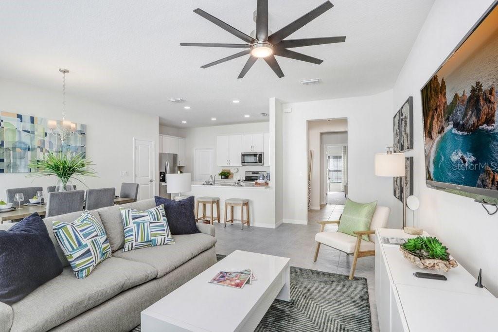 Listing photo id 3 for 11739 Blackbrook Court