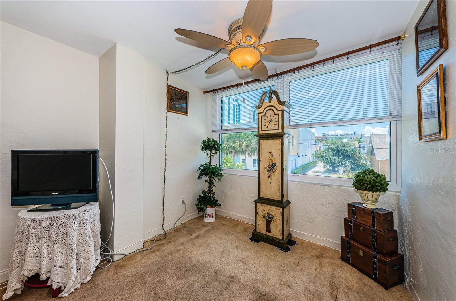 Image 18 of 100 For 841 4th Avenue N 21