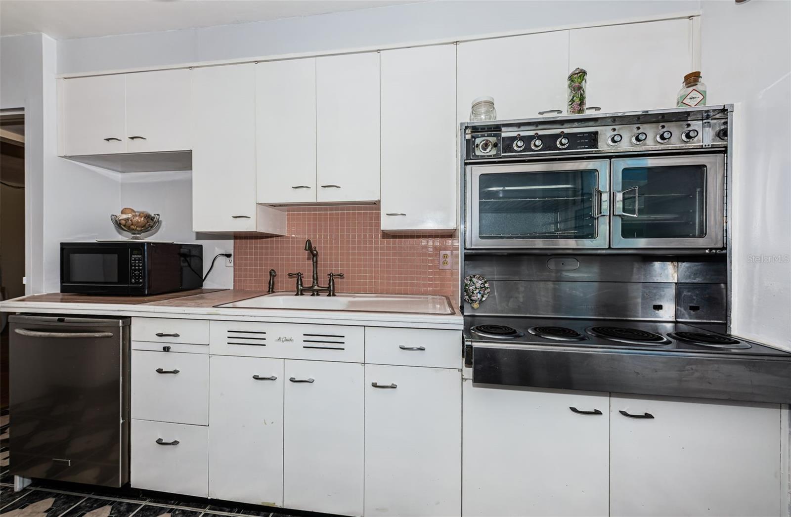 Image 24 of 100 For 841 4th Avenue N 21
