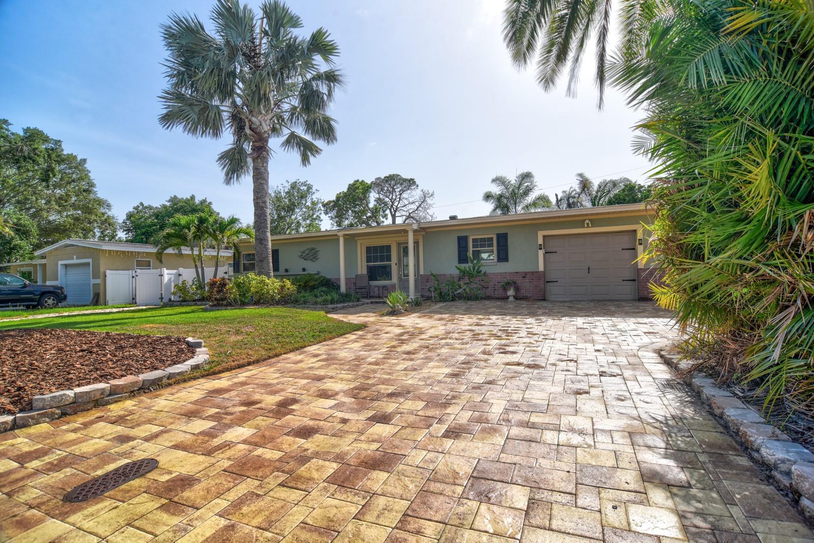 Details for 6912 14th Street N 6912, ST PETERSBURG, FL 33702