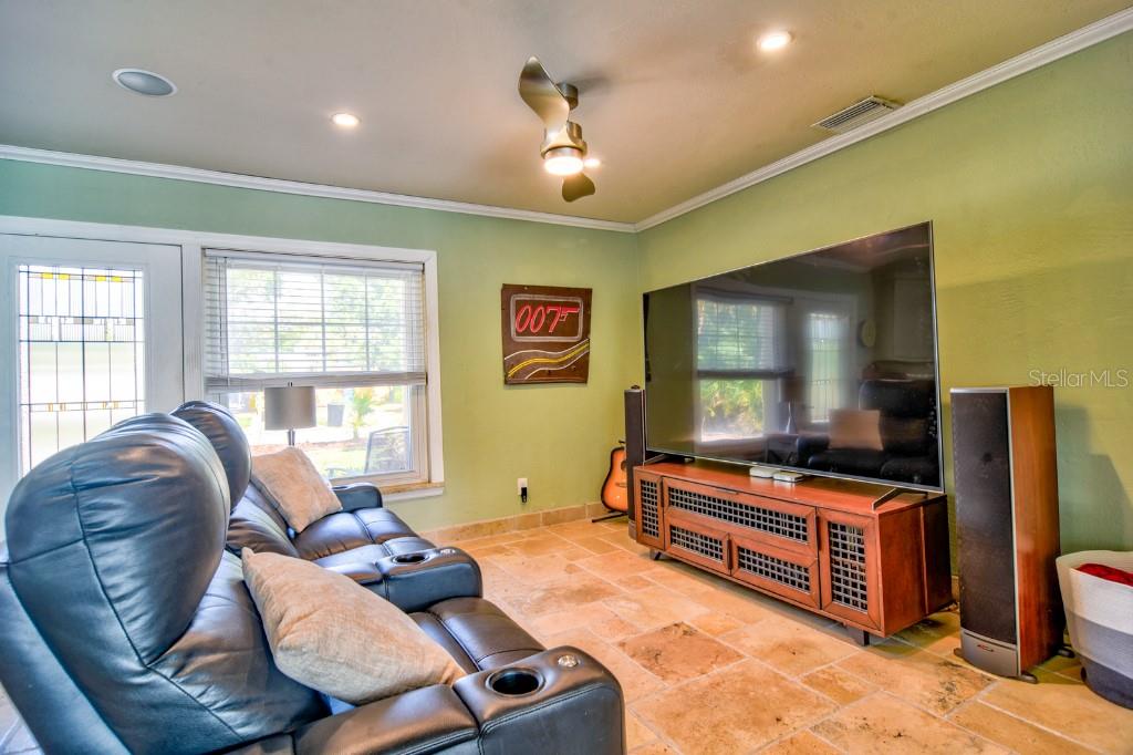 Image 9 of 16 For 6912 14th Street N 6912