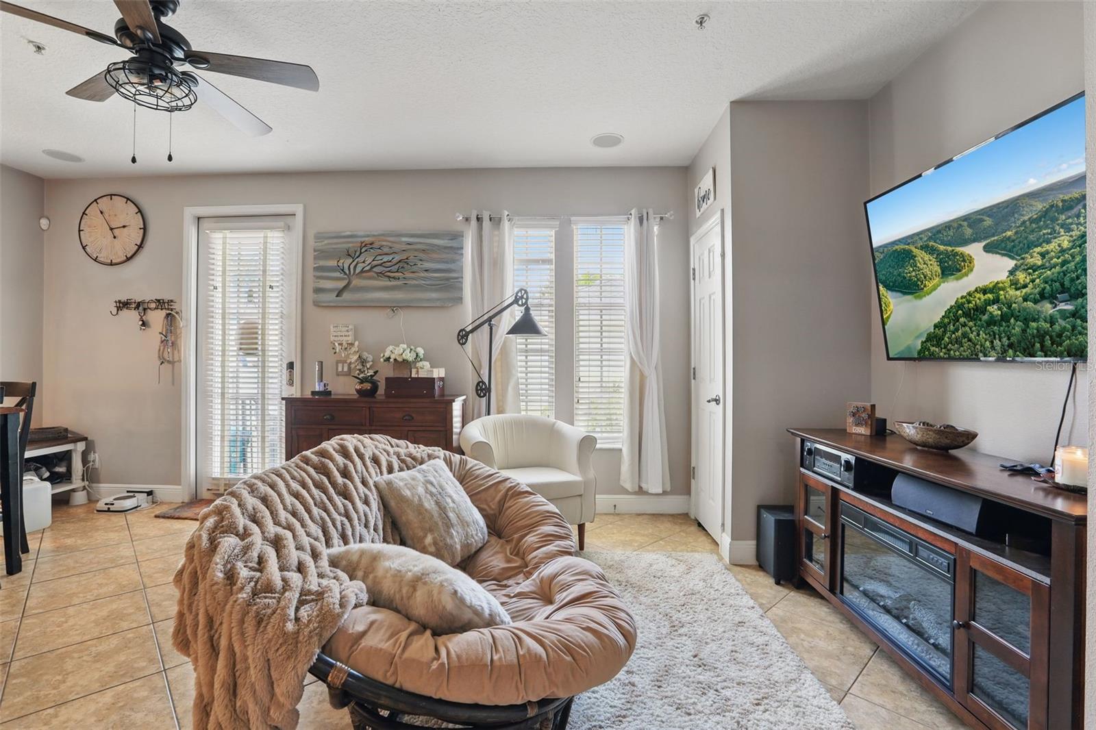 Image 18 of 65 For 5489 Baldwin Park Street