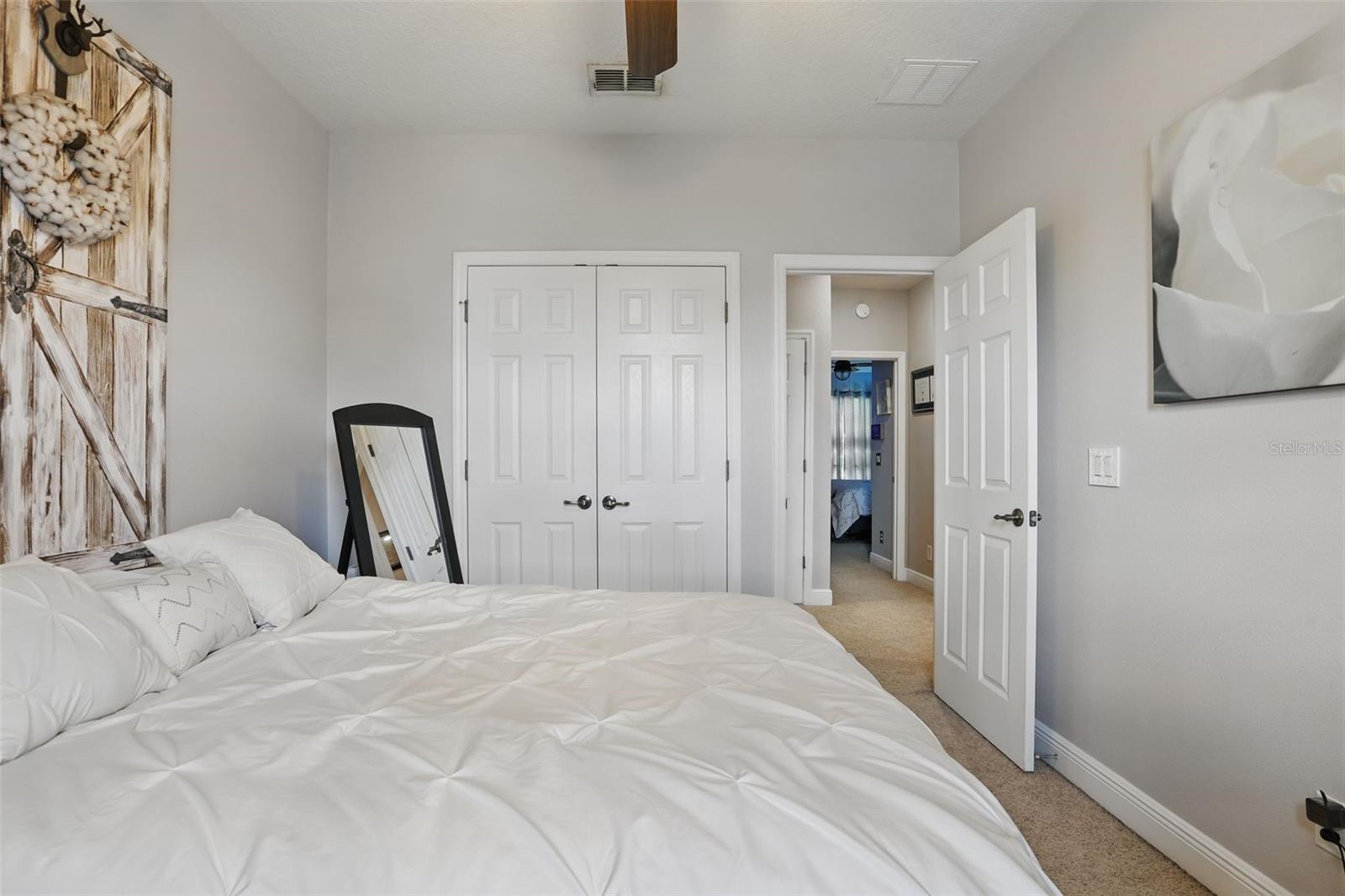 Image 21 of 65 For 5489 Baldwin Park Street