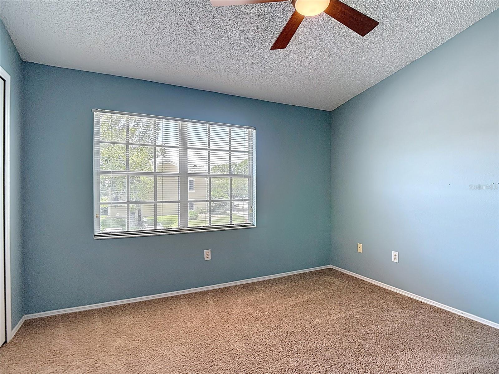Image 18 of 26 For 12464 Berkeley Square Drive