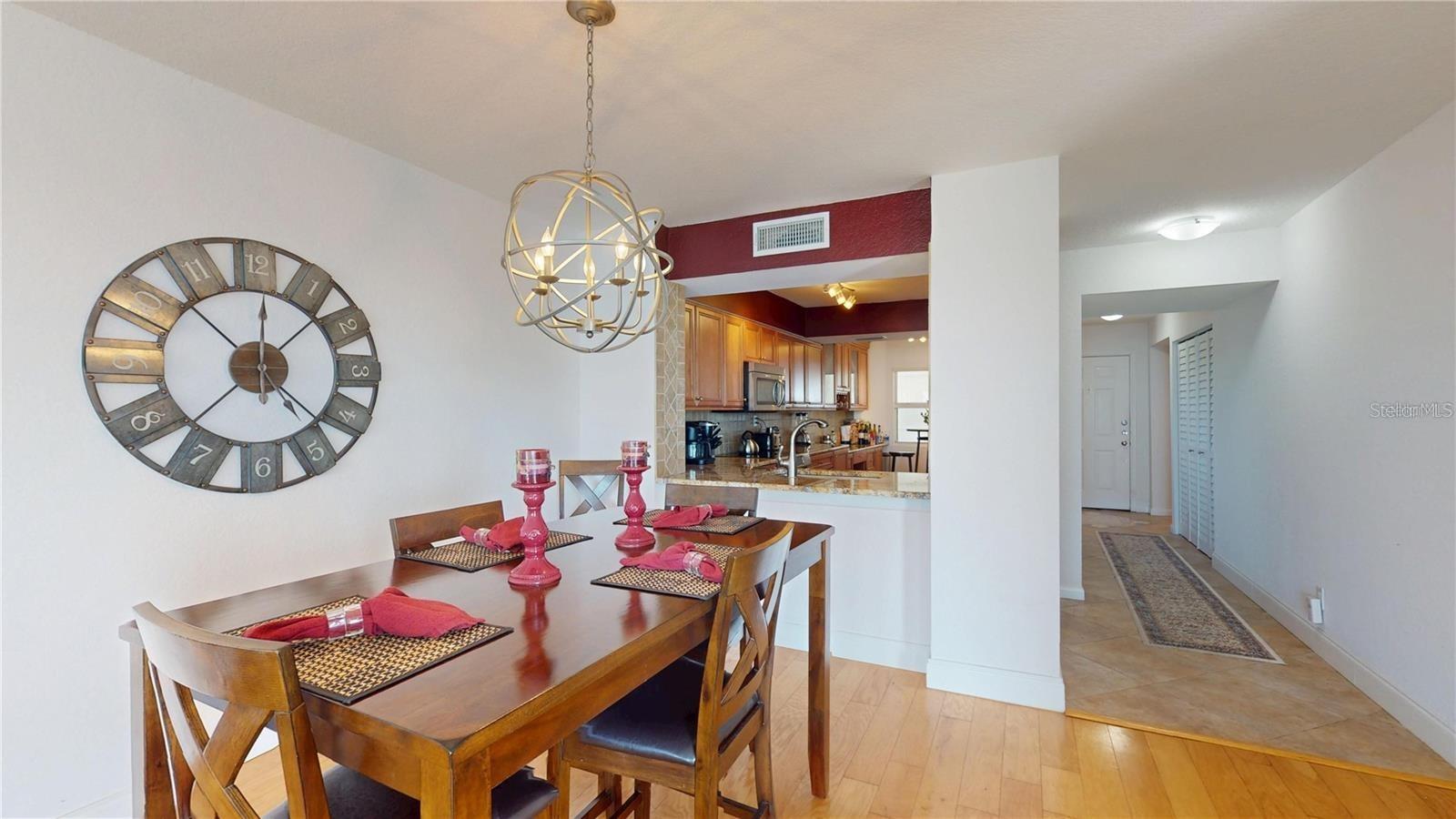 Image 10 of 37 For 6105 Bahia Del Mar Circle 682